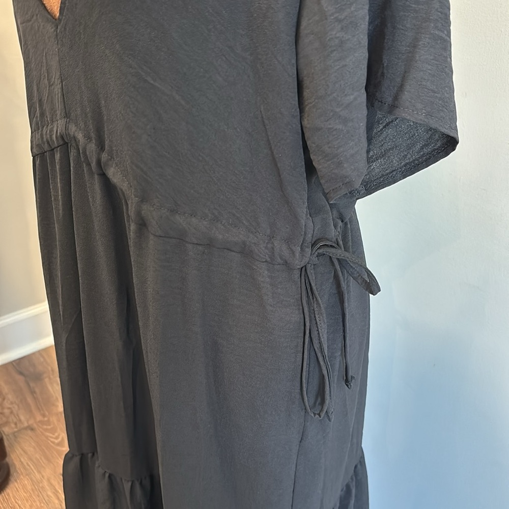 Boohoo Black tiered maxi dress - Picture 3 of 5